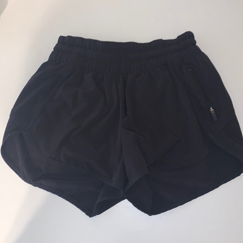 Lululemon black shorts